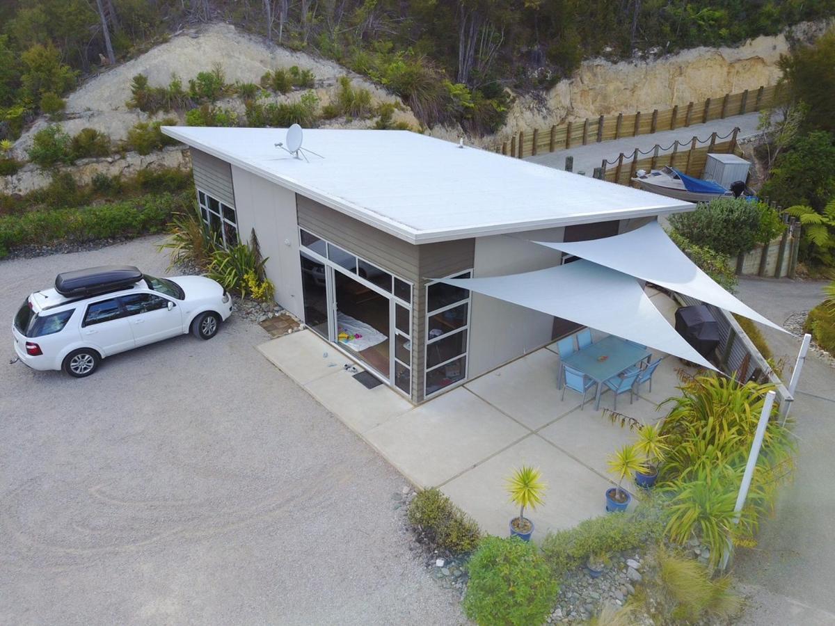 Ryder Ridge Holiday Home Motueka Exterior photo